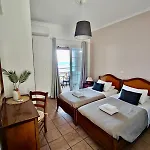 Nereides Ξενοδοχείο με διαμερίσματα 4*