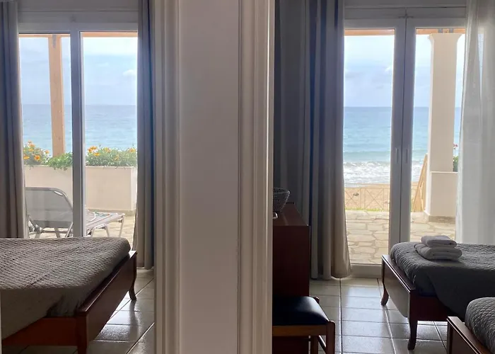 Aparthotel Nereides 4*