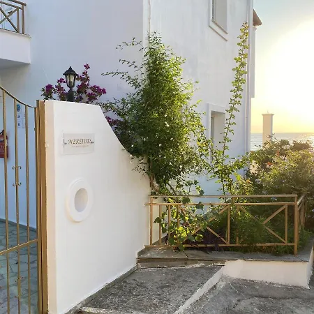 Nereides Hotel apartamentowy Agios Gordios (Corfu)