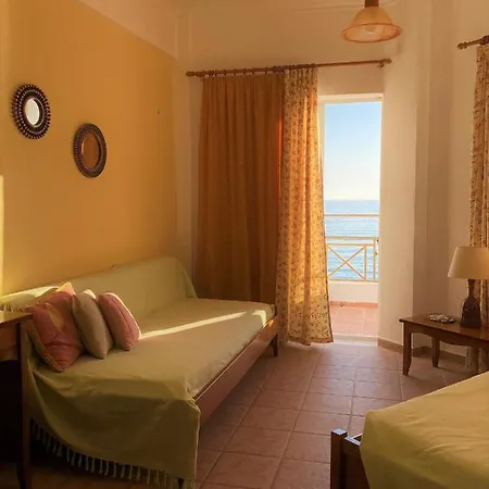 Nereides Apartmanhotel 4*