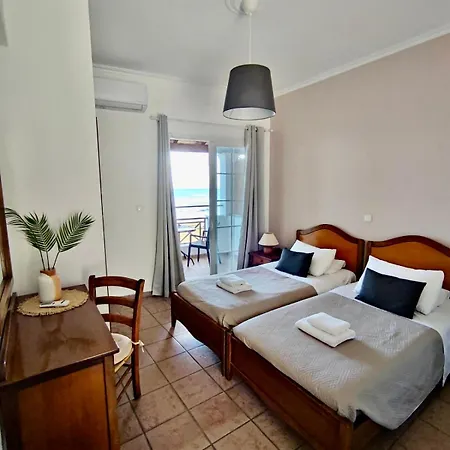 Nereides Apartmanhotel 4*