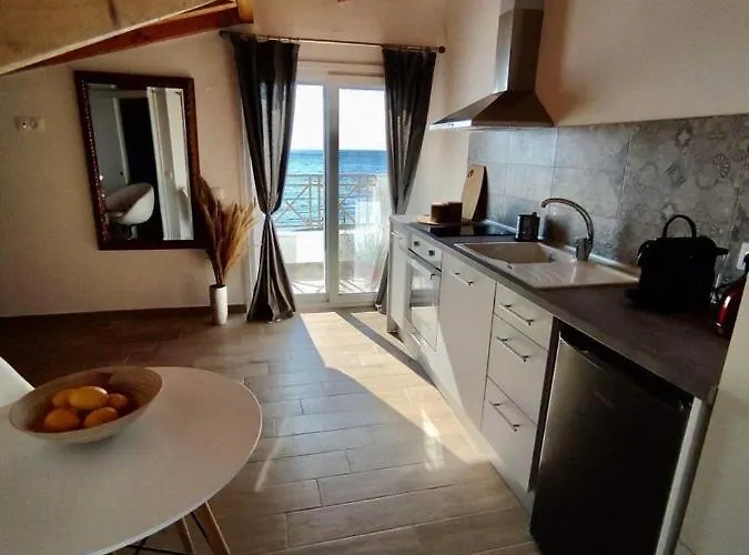 Hotel apartamentowy Nereides 4*