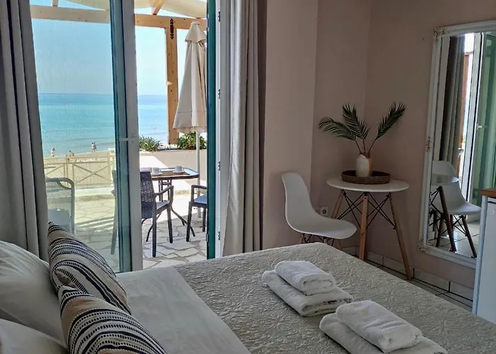 Nereides Hotel apartamentowy 4*
